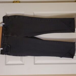 NYDJ Jeans Women's Size 14 Charcoal Black Denim Pants Capri Length Lifextuck